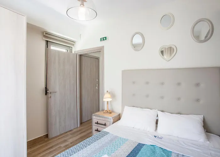 Kassiopea By The Sea 1