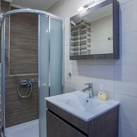 Kassiopea By The Sea 1 *